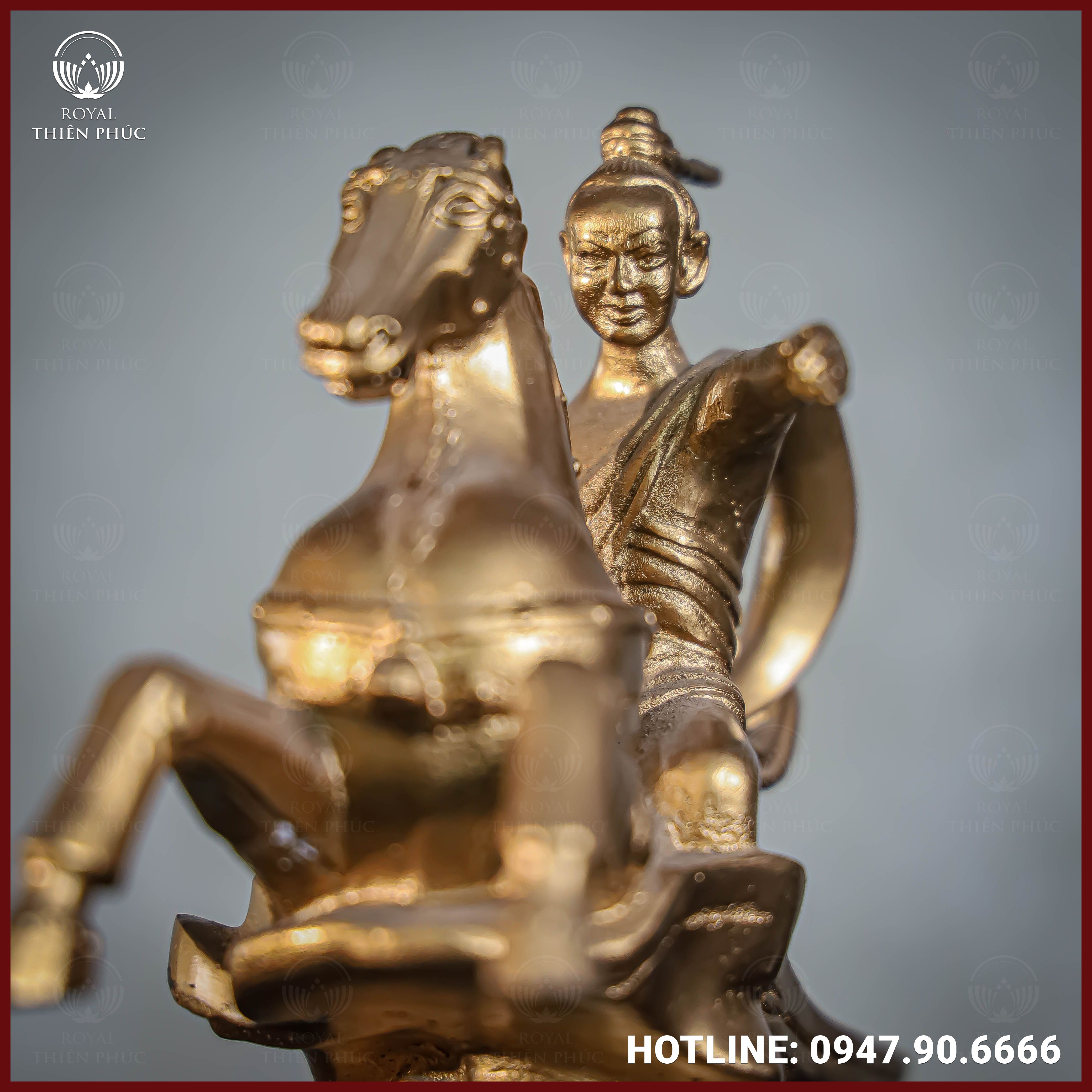Tượng Thánh Gióng đồng vàng cao 33cm